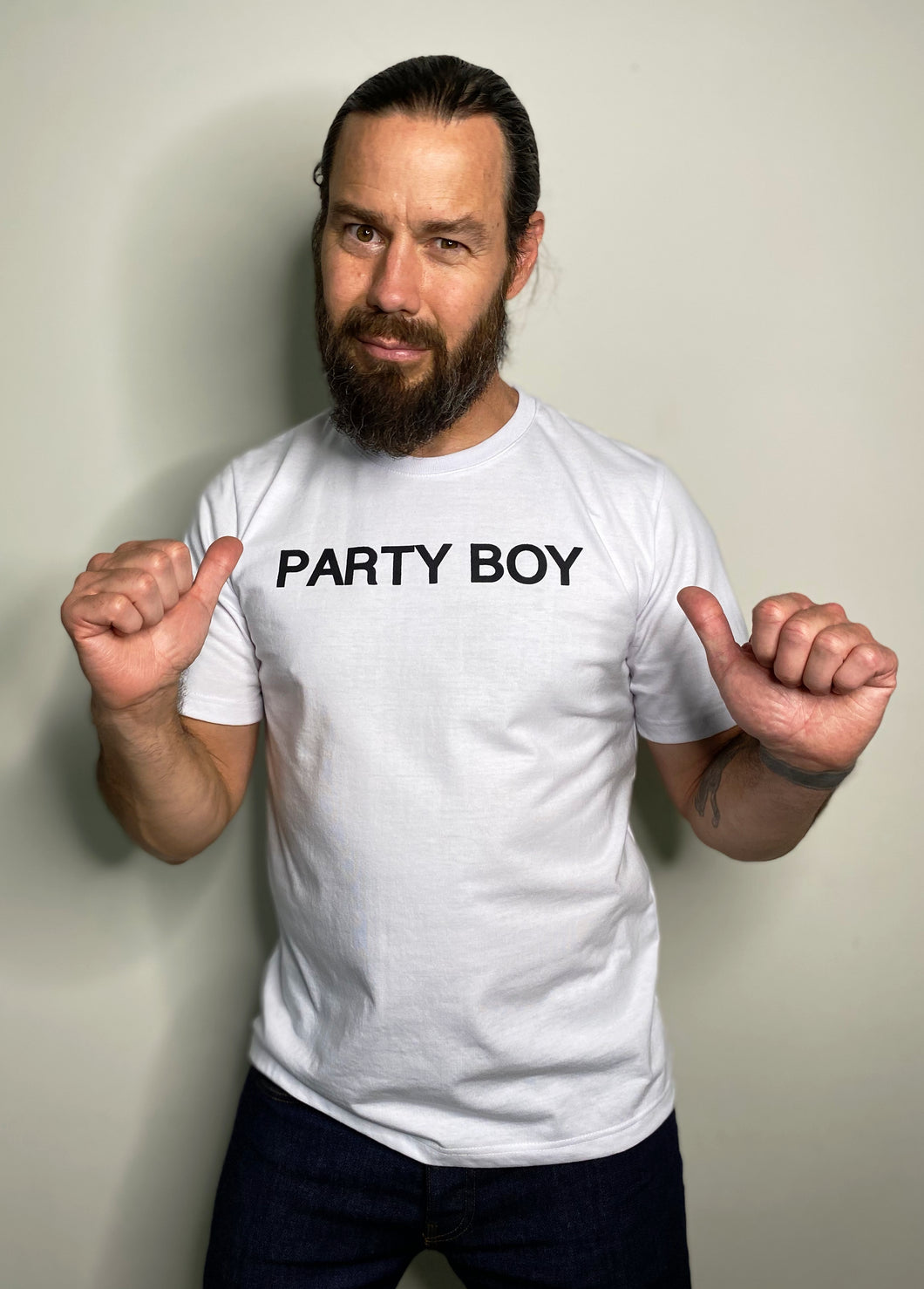 PARTY BOY Fitted T-Shirt White